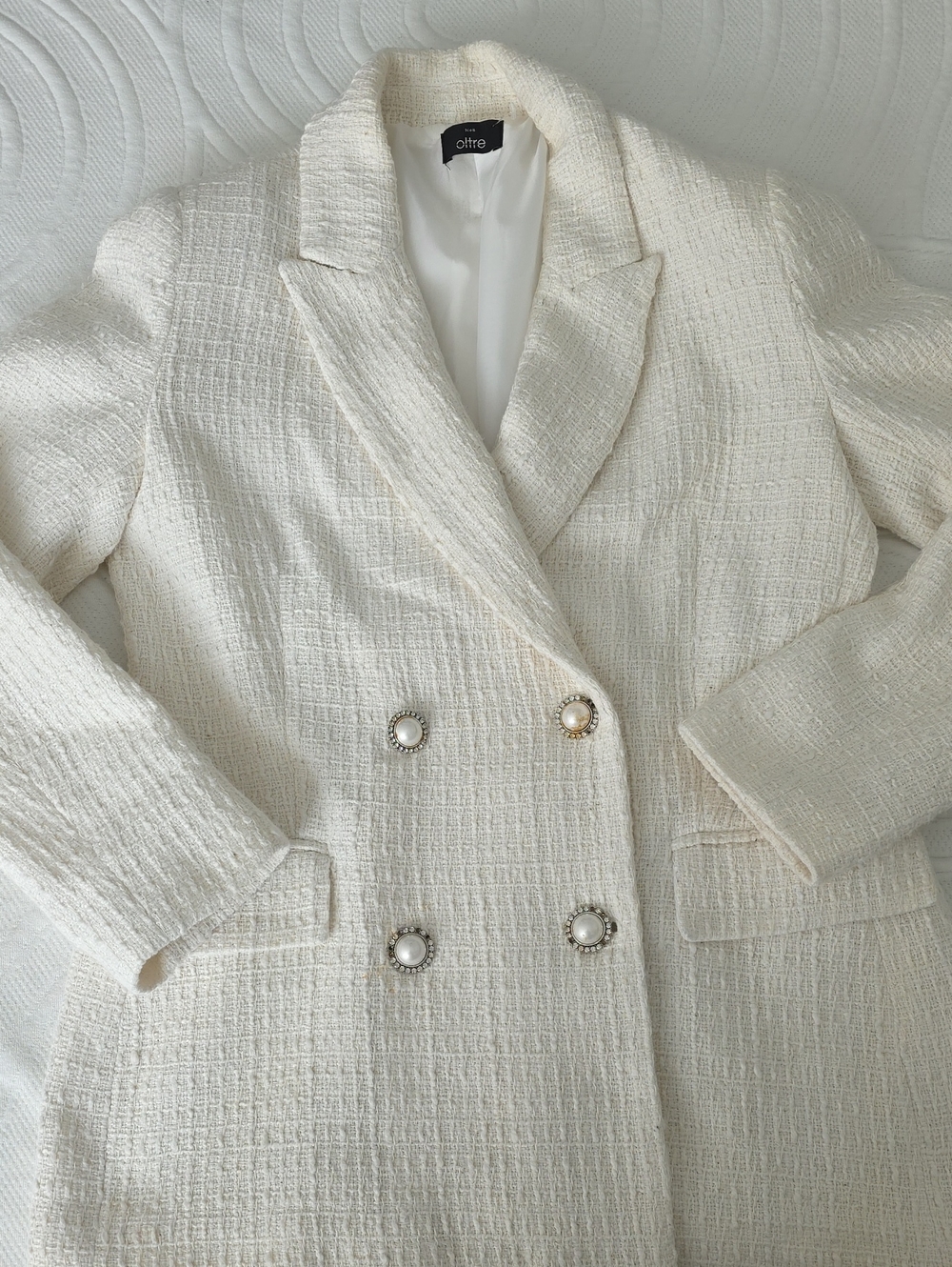 Otre Italian Off-White Bouclé Double-Breasted Blazer with Pearl-Trim Buttons